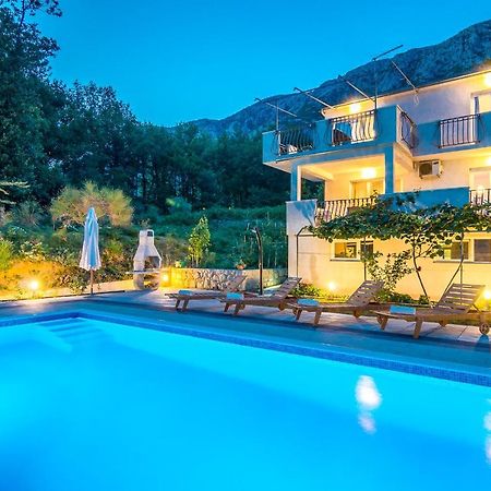 Holiday Home Gata 7 エクステリア 写真