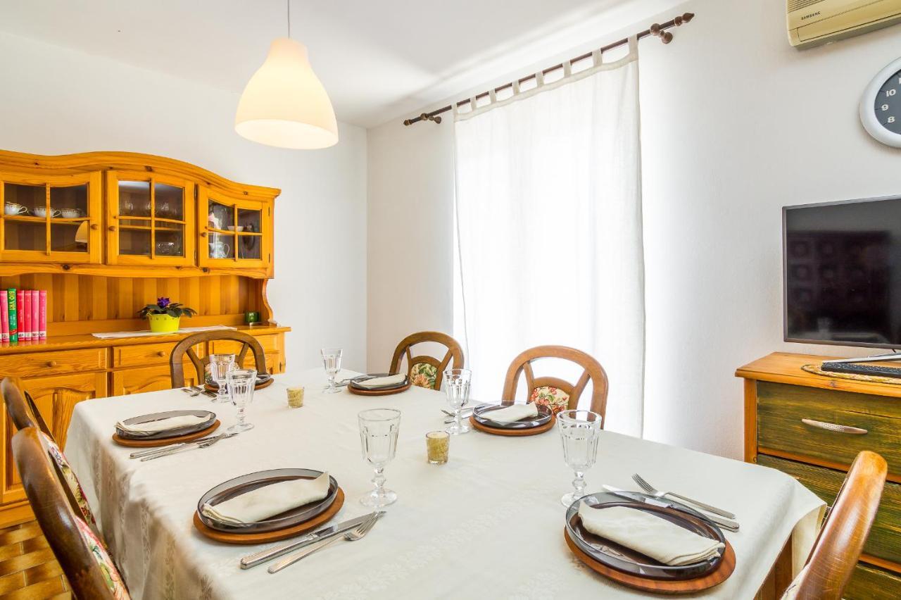 Holiday Home Gata 7 エクステリア 写真